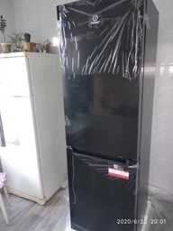 Двухкамерный холодильник INDESIT LI8 FF2 K фото от покупателей 1