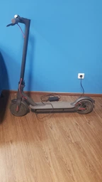 Электросамокат Xiaomi Mi Electric Scooter M365 Black (Европейская версия) фото от покупателей 7