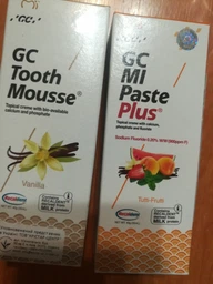 Крем для зубів - GC Tooth Mousse Vannilla 35ml (606395-85811) фото від покупців 6