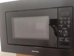 Мікрохвильовка Модерн INTERLINE MWS 420 ESA BA