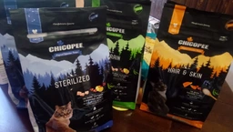 Сухой корм для котов Chicopee HNL Cat Hair & Skin Adult с лососем, птицей и печенью 1.5 кг (4015598018098) фото от покупателей 1