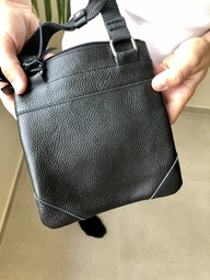 Мужская кожаная сумка через плечо из натуральной кожи SHVIGEL вертикальная для документов черная 59073 фото от покупателей 1