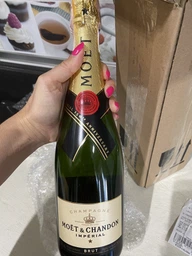Шампанське Moet & Chandon Brut Imperial біле брют 0.75 л 12.5% (3185370729960M) фото від покупців 2