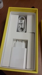 Мобильный телефон Poco F2 Pro 6/128GB Neon Blue (636824) фото от покупателей 1