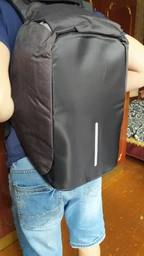 Рюкзак антизлодій (Antivor) із захистом від кишенькових злодіїв та з USB, чорний фото від покупців 11
