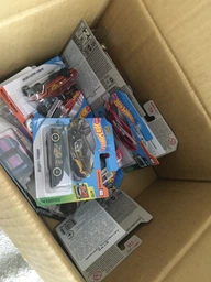 Базовая машинка Hot Wheels в ассортименте 1 шт (5785) (74299057854) фото от покупателей 4