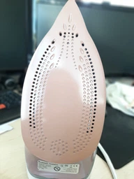 Праска парова з керамічною підошвою Russell Hobbs Pearl Glide Rose 2600 Вт фото від покупців 3