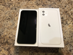 Мобільний телефон Apple iPhone 11 128GB PRODUCT Red Офіційна гарантія фото від покупців 15