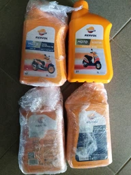 Моторна олива Repsol Moto Matic Sintetico MB 4T 10W30 1 л (RP182B51)