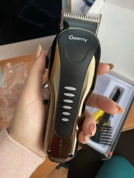 Машинка для стрижки животных Gemei GM 6063 + 4 насадки груминга фото от покупателей 18