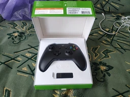 Беспроводной геймпад Microsoft Xbox One Controller Black + Wireless Adapter for Windows 10 (4N7-00003) фото от покупателей 9