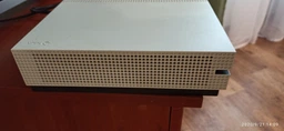 Вертикальная подставка Vertical Stand для Xbox One S черный (X-ONES-005) фото от покупателей 4