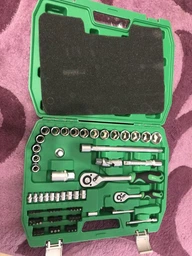 Набір інструментів 72од., 1/2" та 1/4" INTERTOOL ET-6072SP фото від покупців 3