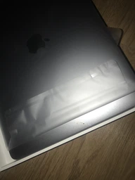 Ноутбук Apple MacBook Air 13" 256GB 2020 Space Gray (MWTJ2) фото от покупателей 1