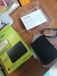Зовнішній Жорсткий диск Toshiba Canvio Basics A3 1TB Black фото від покупців 1