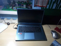 Ноутбук Acer Swift 3 SF314-41-R1EL (NX.HFDEU.006) Sparkly Silver фото от покупателей 8
