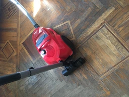 Пилосос без мішка BOSCH BGC1U1700
