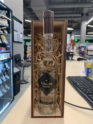Чача Iveriuli Rkatsiteli 0.5 л 40% (4860038003192)