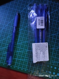 Набор из 4-х гелевых ручек Buromax Erase Slim Пиши-стирай 0.7 мм (4 синих) (BM.8301.Z) фото от покупателей 12