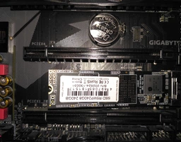Накопичувач SSD M. 2 2280 960GB AMD (R5MP960G8) фото від покупців 16