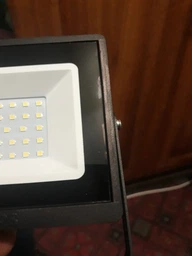 Прожектор светодиодній Philips BVP156 LED24/NW 220-240 30W WB (911401828981) фото от покупателей 16