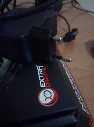 Блок живлення ExtraDigital High Quolity для ноутбуків Lenovo 20V, 3.25A, 65W (4.0x1.7) (PSL3867) фото від покупців 2