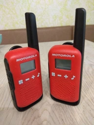 Рация Motorola Talkabout T42 3 шт. Blue / Green / Orange / White (MOTO42T) фото от покупателей 2