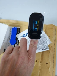 Пульсоксиметр електронный на палец YONKER YK-80B/oFit 2 OLED