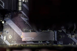 Накопитель SSD ADATA Swordfish 1TB M.2 2280 PCIe Gen3x4 3D NAND TLC (ASWORDFISH-1T-C) фото от покупателей 7