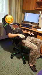 Кресло для геймеров DXRacer Racing OH/RV131/NE (чёрное/зеленые вставки) (63089) фото от покупателей 2