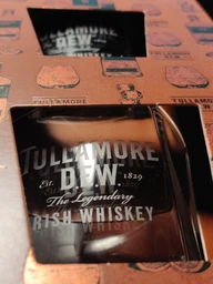 Віскі Tullamore Dew Original 5 років витримки 0.7 л 40% + 2 склянки (5011026108903) фото від покупців 9