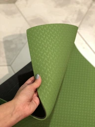 Килимок для йоги EasyFit TPE+TC (Eco Friendly) 6 мм блакитний-синій (двошаровий спортивний каремат, мат для фітнесу, пілатесу) фото від покупців 3