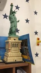 Конструктор LEGO Architecture Статуя Свободы 1685 деталей (21042) (5702016111859) фото от покупателей 2