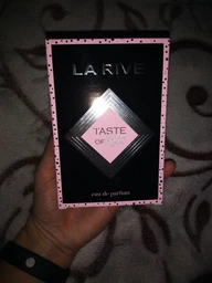 Парфумована вода для жінок La Rive Taste of Kiss 100 мл (5901832067139)