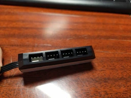DeepCool FH-04 4 Port Fan Hub Black фото від покупців 12