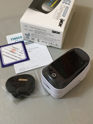 Портативный пульсометр на палец IMDK С101А2 OLED оксиметр Черно-белый фото от покупателей 1