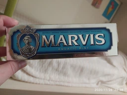 Зубна паста Морська М'ята з фтором Marvis Aquatic Mint 25ml фото від покупців 12