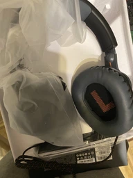 Навушники JBL Quantum 100 Black (JBLQUANTUM100BLK) фото від покупців 15