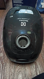 Пылесос для сухой уборки Electrolux EUSC64-EB фото от покупателей 19