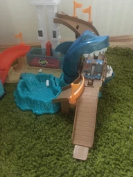 Трек "Полювання на акулу" серії "Зміни колір" Hot Wheels (BGK04) фото від покупців 3