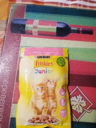 Влажный корм для котят Purina Friskies Junior кусочки в подливе с курицей (26х85г) фото от покупателей 15
