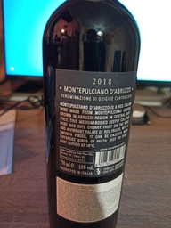 Вино Cavalli Neri Montepulciano d’Abruzzo DOC красное сухое 0.75 л 12.5% (8033116405584)