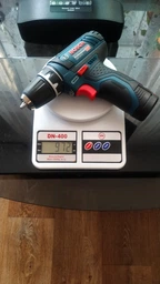 Акумуляторний шурупокрут Bosch Professional GSR 12V-15 у сумці з 2 акб 12V (2Ah+4Ah) і з/в GAL 12V-20, з набором 7 свердел по дереву, набором 7 свердел по металу і набором 25 біт (0615990G6L) фото від покупців 14