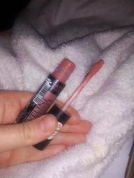 Жидкая помада Eveline Matt Magic Lip Cream матовая №04 4.5 мл (5901761977448) фото от покупателей 5