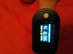 Пульсоксиметр напалечный Huge Care 50D с батарейками (сертифицирован) фото от покупателей 5