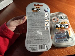 Бритва BIC Flex 5 Hybrid с 2 сменными кассетами (3086123534414) фото от покупателей 3