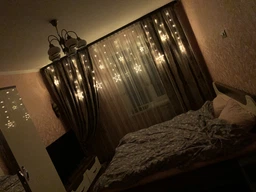 Светодиодная гирлянда штора звезды Shine Lighting Star 138LED 2.5 метра 12 звезд теплый белый фото от покупателей 1