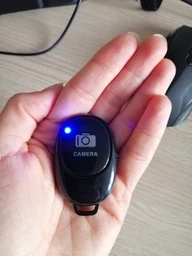 Bluetooth пульт для селфи для телефону Android і IOS Bluetooth Remote Чорний фото від покупців 5