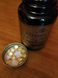 Вітамін D3, SOLGAR "Vitamin D3 (Cholecalciferol)" холекальциферол, 5000 МО (120 капсул) фото від покупців 2