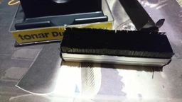 Щітка комбінована антистатична для вінілу Tonar Dust Jockey Brush фото від покупців 1
